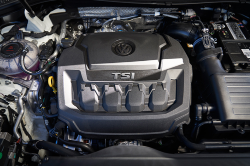 2022-VW-Tiguan-engine