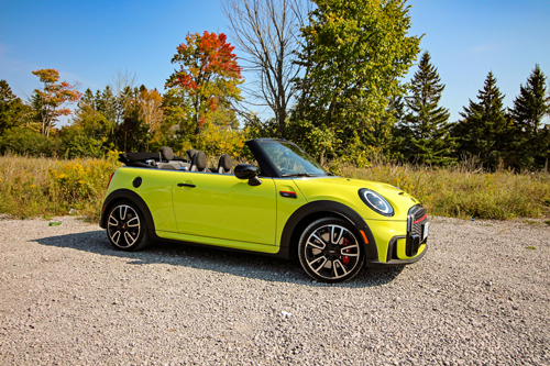 2022_Mini_Cooper_JCW_Convertible-12