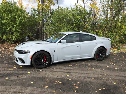 2021-Dodge-Charger-Hellcat-2