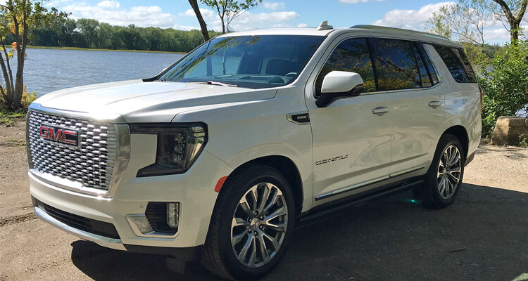 2021-GMC-Yukon-Denali-1