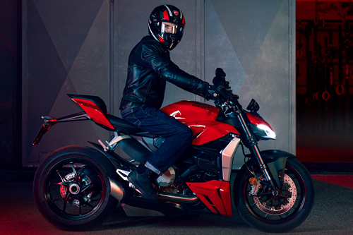 2022-Ducati-Streetfighter-V2