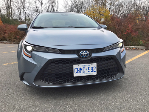 2022-Toyota-Corolla-Hybrid-2