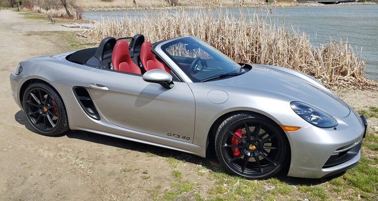 2021-Porsche-718-Boxster-GTS-1