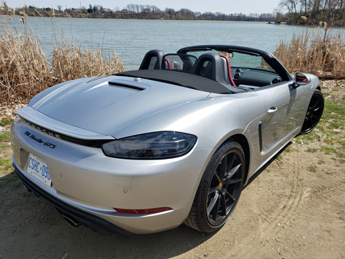 2021-Porsche-718-Boxster-GTS-2