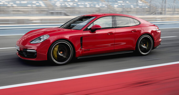 2021-Porsche-Panamera-GTS-main