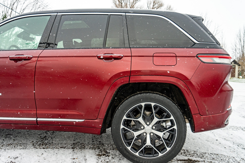 2022-Jeep-Grand-Cherokee-8