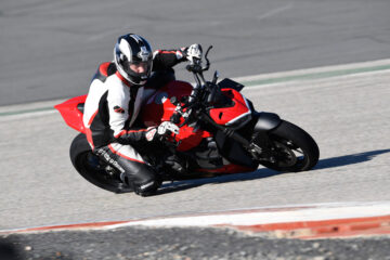 Test Ride: 2020 Honda CB650R - Vicarious Magazine
