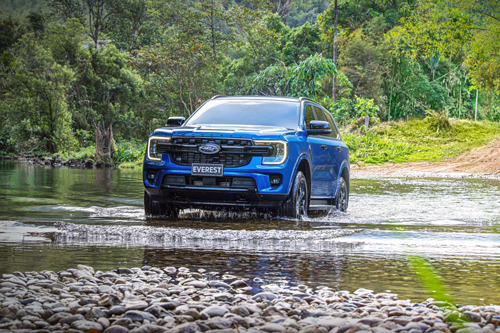 2023-Ford-Everest-Sport-1