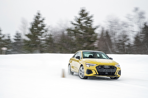 Audi-Canada_Winter-driving-experience_Mecaglisse-9