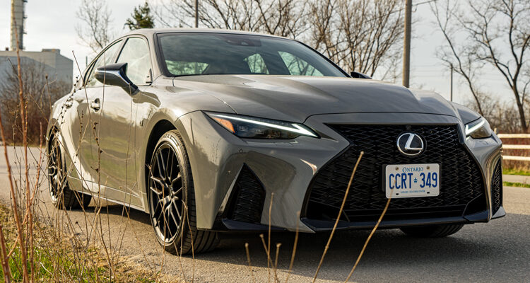 2022_Lexus_IS500_FSport-07