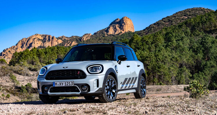 Mini-Cooper-S-Countryman-All-4-Untamed-Edition