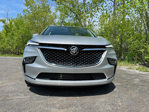 2022-Buick-Enclave-Avenir-2