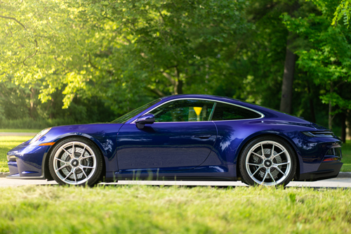 2022-Porsche-911-GT3-Touring-3