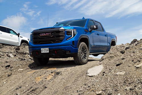 2022-GMC-Sierra-1500-AT4X-1