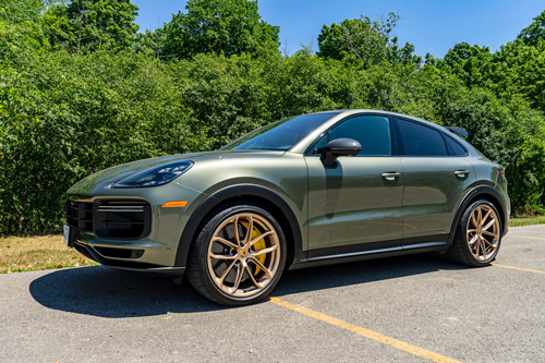 2022-Porsche-Cayenne-Turbo-GT-8