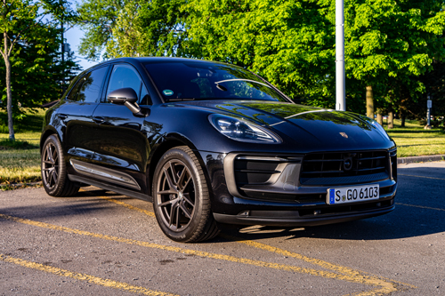 2022-Porsche-Macan-T-2