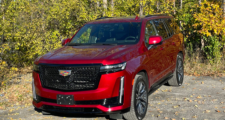 2022-Cadillac-Escalade-Exterior-2