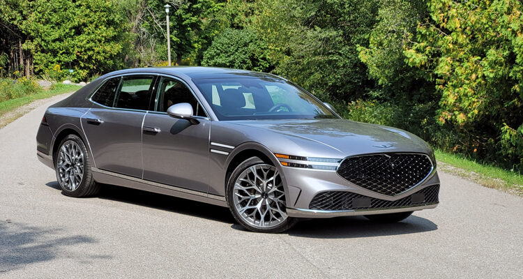 2023-Genesis-G90-1