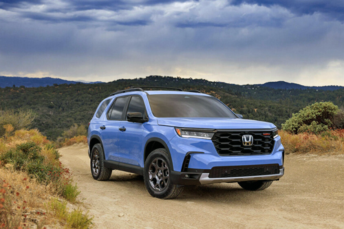 2023-Honda-Pilot-Trailsport-2