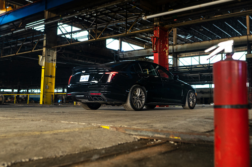 2022-Cadillac-CT5-V-Blackwing-5