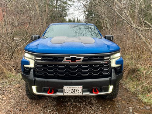 2022-Chevrolet-Silverado-1500-ZR2-front