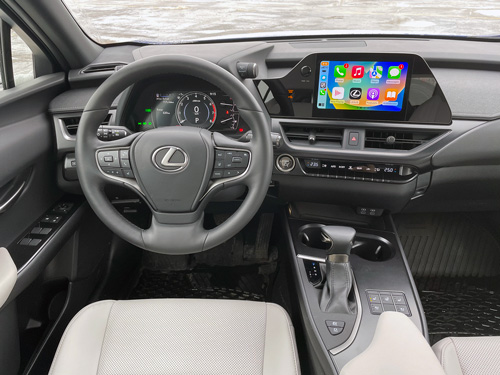 2023-Lexus-UX-250h-interior-14