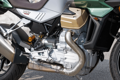 2023-Moto-Guzzi-V100-Mandello-S-5