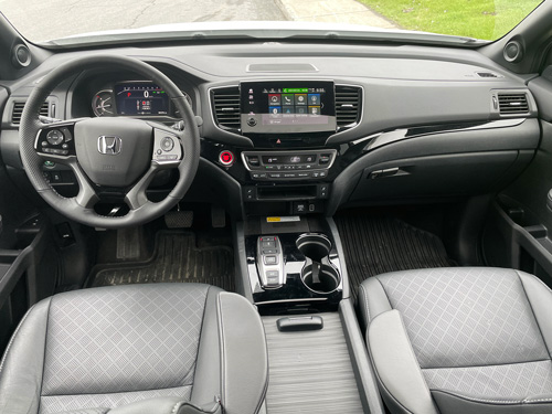 2023-Honda-Passport-Interior-14