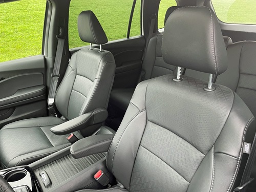 2023-Honda-Passport-Interior-16