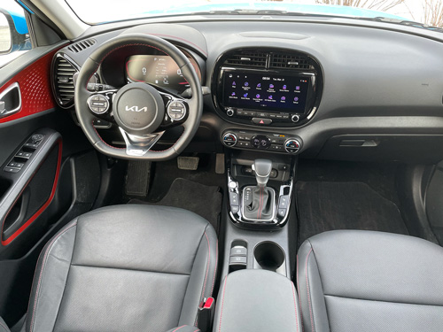 2023-Kia-Soul-Interior-dash