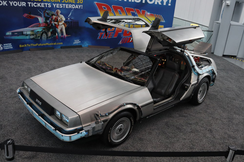 DeLorean Time Machine