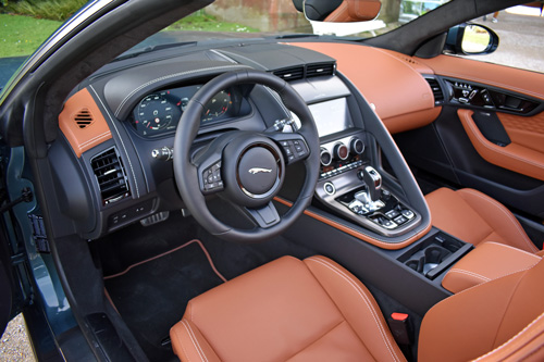 2024 Jaguar F-Type Convertible-dash