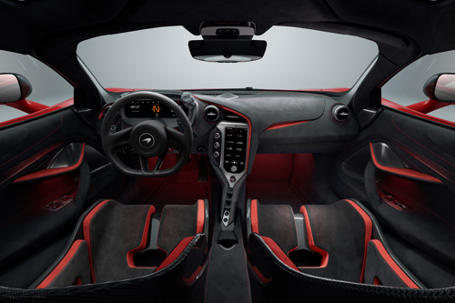 McLaren_750S_Interior_Facing_Forward