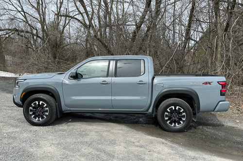 2023-Nissan-Frontier-exterior-1