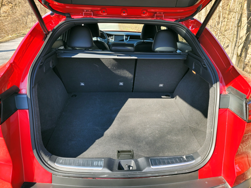 2023-Infiniti-QX55-rear-storage