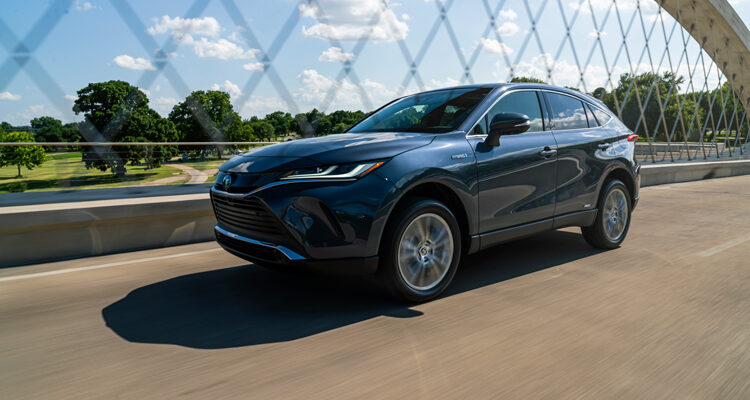 2023-Toyota-Venza-Limited-front