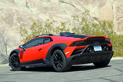 2024-Lamborghini-Huracán-Sterrato-rear