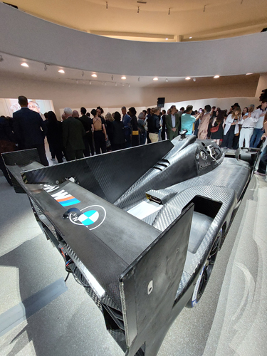 20th-BMW-Art-Car-2