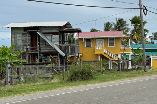 Homes-built-on-stilts