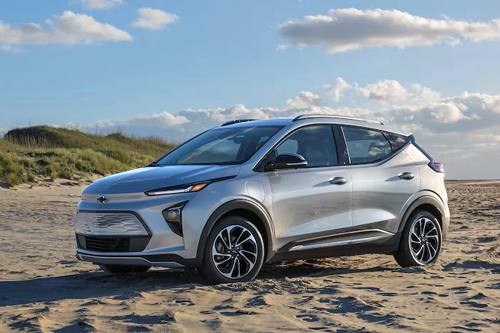 2023-Chevrolet-Bolt