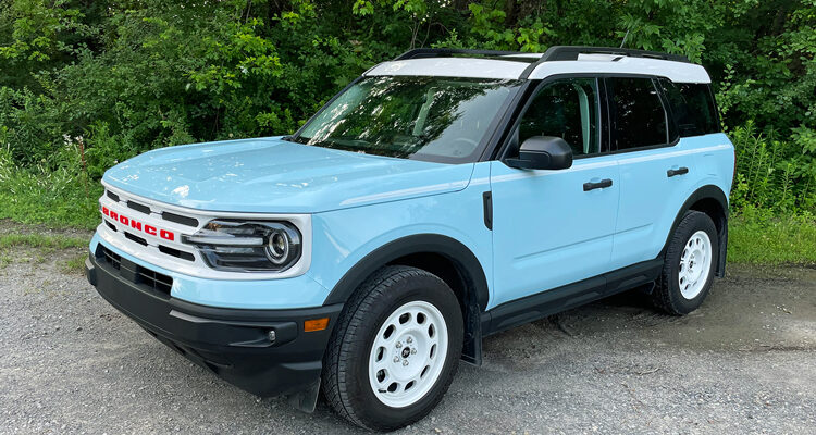 2023-Ford-Bronco-Sport-Heritage-1