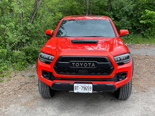 2023-Toyota-Tacoma-front-hood