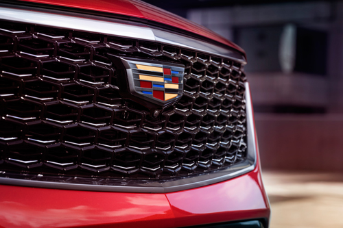 2024-Cadillac-XT4-4-grille