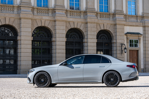 2024-Mercedes-Benz-E-Class-4