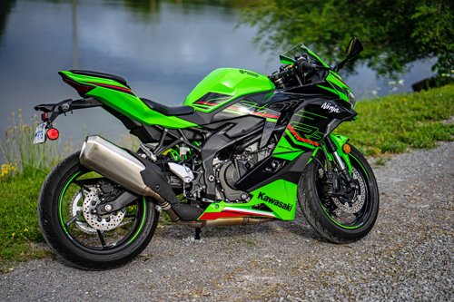 2023-Kawasaki-Ninja-ZX-4RR-2