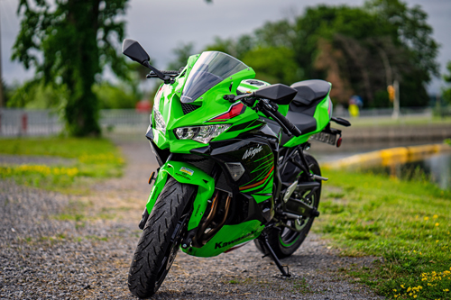 2023-Kawasaki-Ninja-ZX-4RR-front