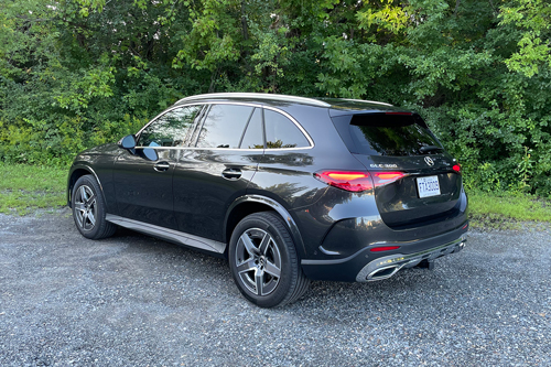 2023-Mercedes-Benz-GLC300-rear