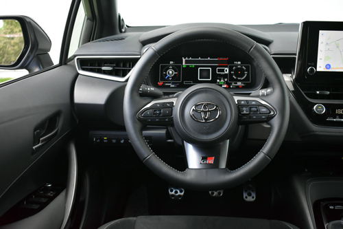 2023-Toyota-GR-Corolla-steering-wheel