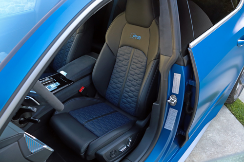 2024-Audi-RS7-Performance-drivers-seat