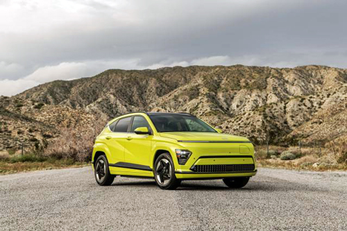 2024-Hyundai-Kona-Electric-front-side